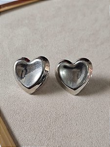 Brinco coração prata