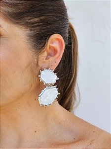Brinco madrepérola prata