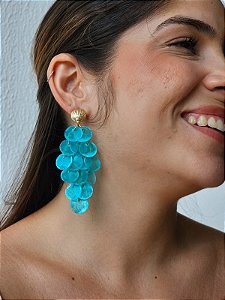 Brinco escama madreperola sereia azul