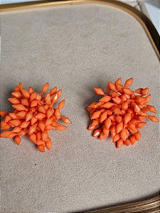 Brinco na pipoca laranja
