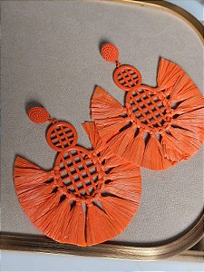 Brinco ráfia infinito laranja