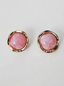 Brinco botão resina rosinha