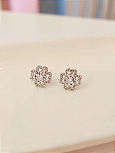 Brinco trevo cravejado prata