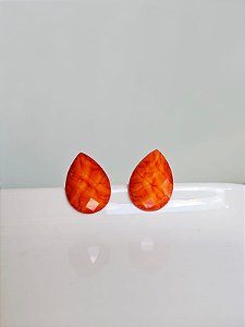 Brinco gota acrílico laranja