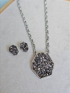 Conjunto colar e brinco drusa prata