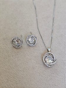 Conjunto flor zircônia prata