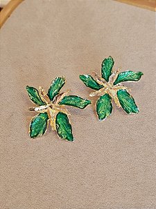 Brinco flor dupla esmeralda