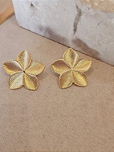 Brinco margarida dourada