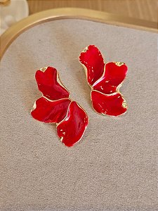 Brinco meia pétala vermelho