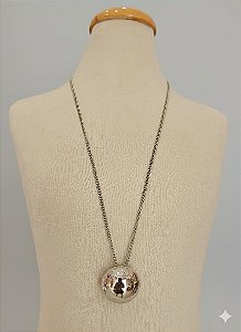 Colar médio esfera prata