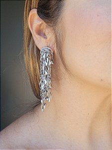 Brinco franja prata