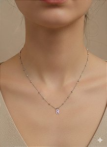 Colar inicial R corrente bolinha