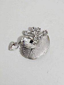 Broche abstrato prata