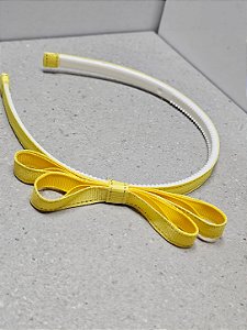 Tiara amarela