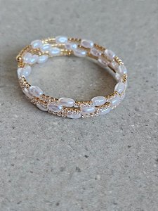 Pulseira voltas pérola dourada