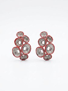Brinco mini círculos vermelho