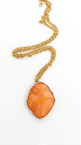 Colar longo resina oval laranja