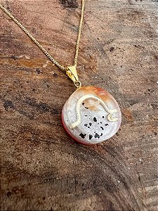 Pingente Redondo Médio (2.9 cm diametro) para Limpeza Energética com a vibração da Reprogramação Quântica Celular (RQC) Nivel 1, Colar Dourado