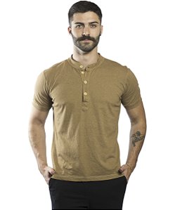 CAMISA HENLEY MARROM