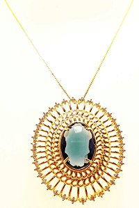 Maxi colar com cristal azul e micro zircônia