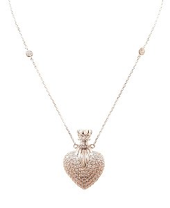 Colar perfumeiro coração.