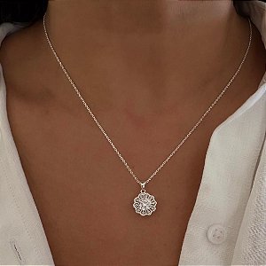 Colar ponto de luz Eternidade