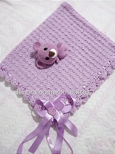 Manta de crochê para bebê com amigurumi