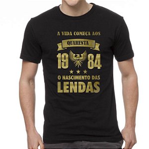 Camiseta Preta O Nascimento das Lendas Dourado - Informe o Ano e a Idade