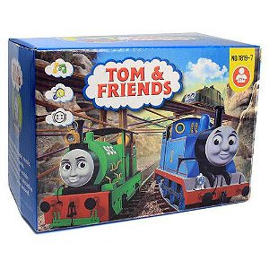 Brinquedo Thomas o trem com luz e som