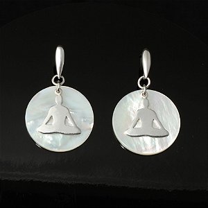 Brinco Yôgin Madre Pérola