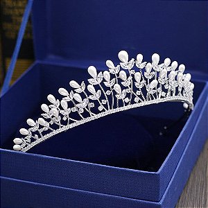 Coroa Tiara Arranjo Cabelo Noiva Prata Zirconia E Perola