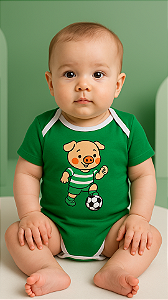 Body Torcedor Bebê Mêsversario Verde e Branco Infantil Porquinho Alegre Jogador