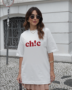 T-SHIRT OVERSIZED ESTAMPA LOCALIZADA CH!C