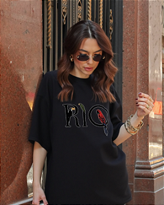 T-SHIRT OVERSIZED ESTAMPA LOCALIZADA RIO ARARA VERMELHA