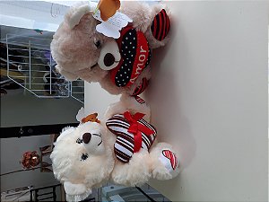 Urso de pelúcia  com coração