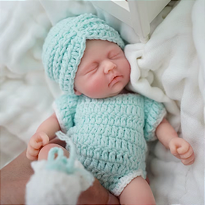 Mini Reborn Silicone Sólido Delicada