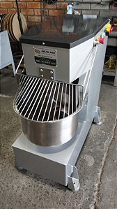 Amassadeira Espiral AE 25