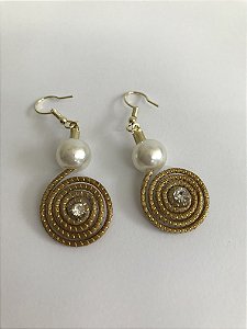 Brinco capim dourado