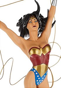 DC Designer Series Wonder Woman Adam Hughes 12-Inch Statue