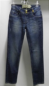 Calça jeans cós íntermediário