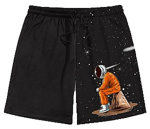 Bermuda Masculina de Moletom |  P&B Astronauta Sentado