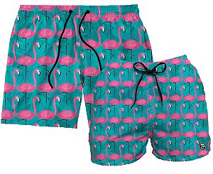 Kit Shorts Masculino e Feminino de Tactel | Flamingos Fundo Azul