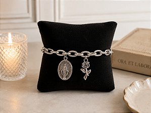 Mod 17, Nossa senhora das graças flor e medalha