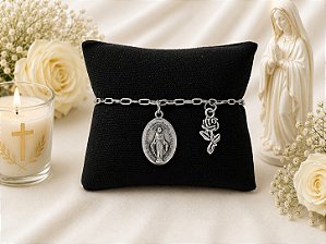 Modelo 8 de Nossa senhora das graça e flor
