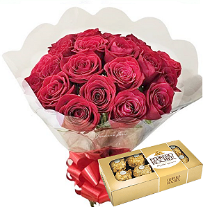Buquê com 12 rosas vermelhas agrupadas e Ferrero rocher com 8 unidades