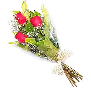 Arranjo com 3 rosas vermelhas