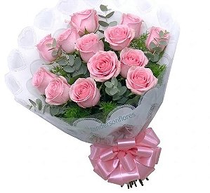 023 - Buquê com 12 rosas rosadas