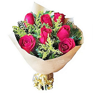 153 - Buquê Clássico 7 rosas