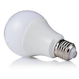 Lâmpada 5W Super LED Bulbo Bivolt Branco Frio 6000k