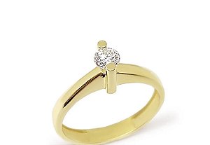 Anel Solitário com Diamantes em ouro 18k